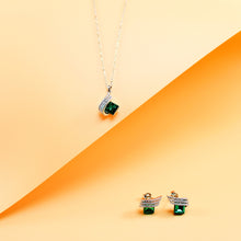 Load image into Gallery viewer, Green Stone Clear Zirconia Jewelry Set
